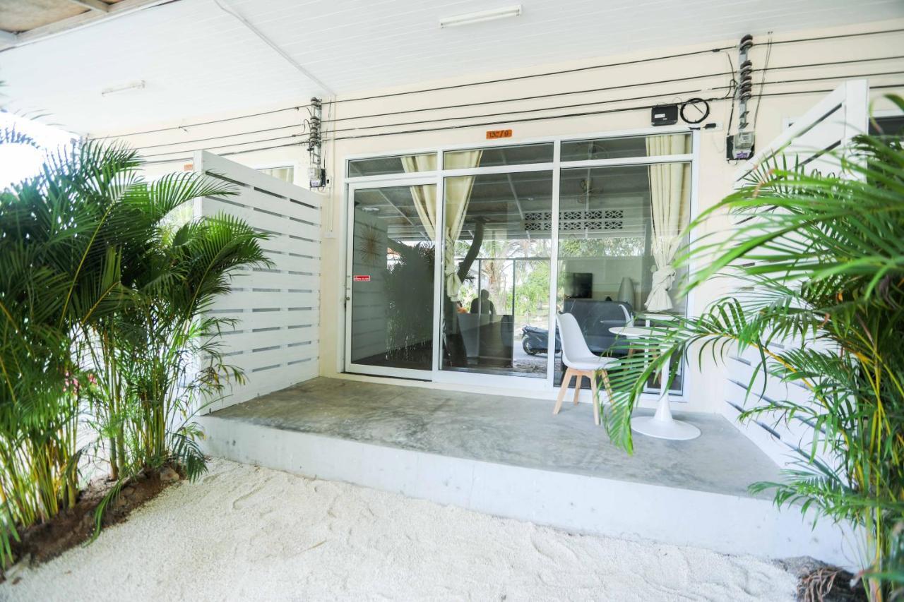 Oh'Lala Studios Baan Tai Exteriör bild