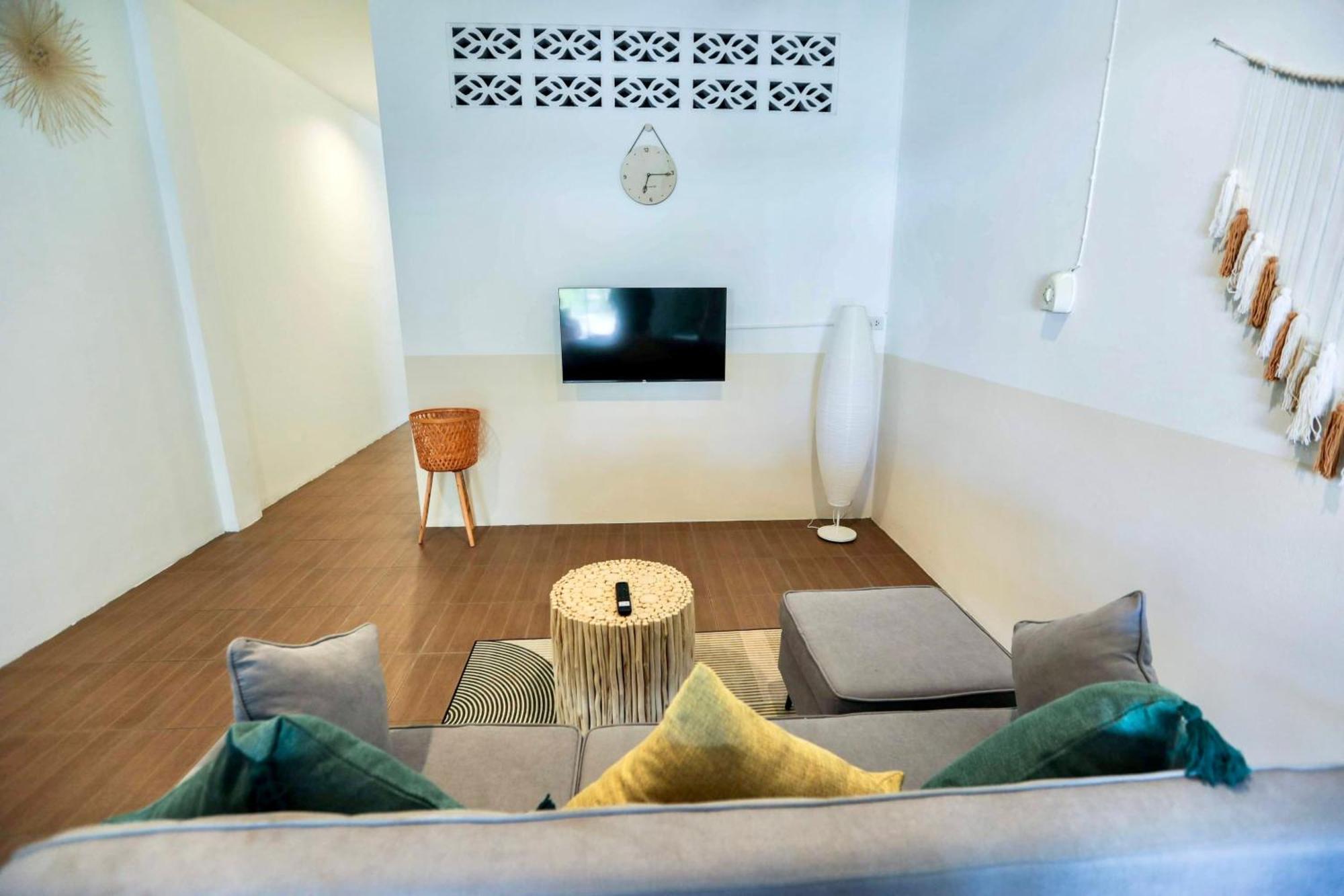 Oh'Lala Studios Baan Tai Exteriör bild